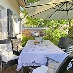 Ferienhaus Kluenderberg In Binz Mit Kamin, Terrasse, Strandkorb