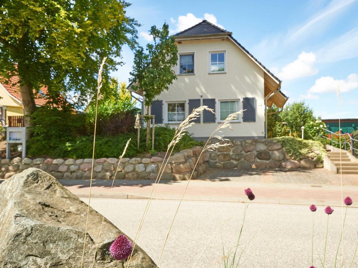 Kluenderberg In Mit Kamin, Terrasse, Strandkorb