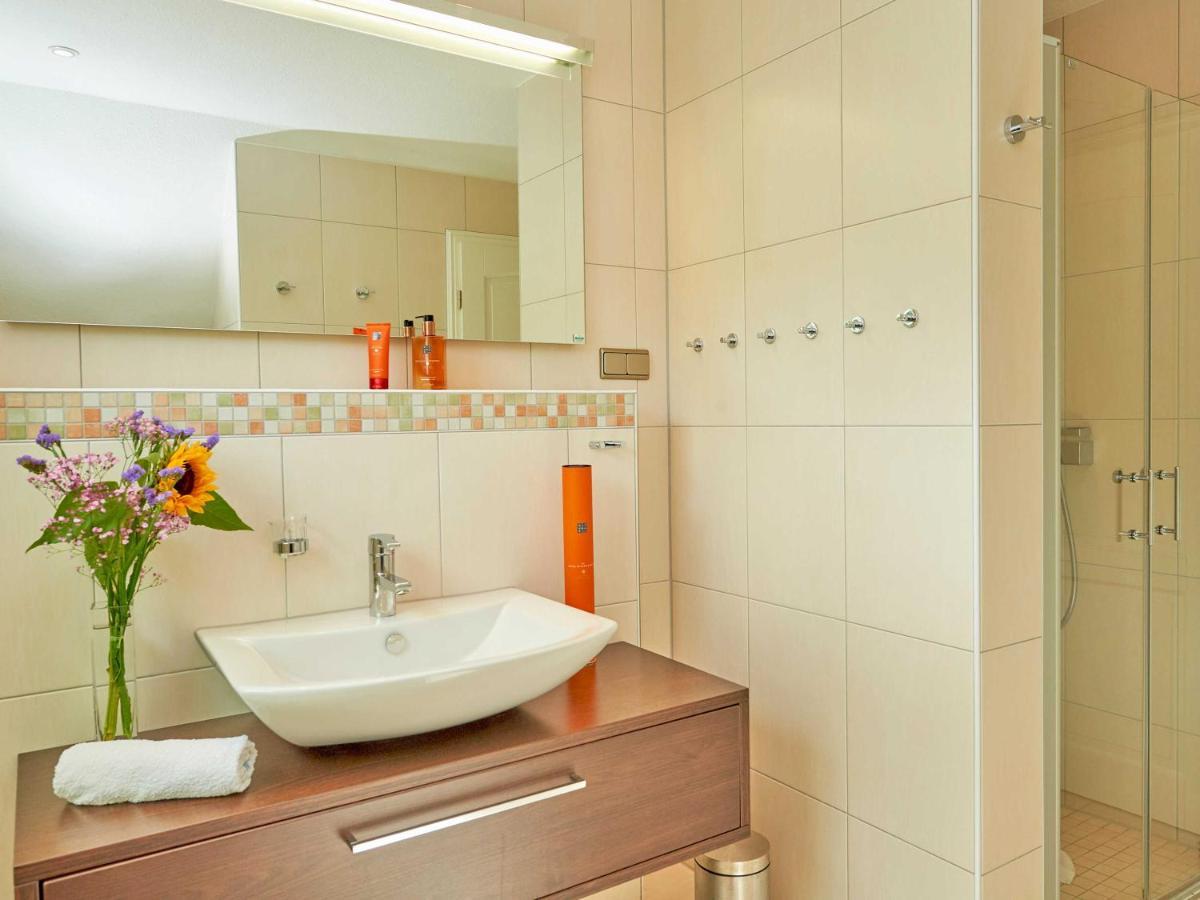 Apartment Kluenderberg In Mit Kamin, Terrasse, Strandkorb